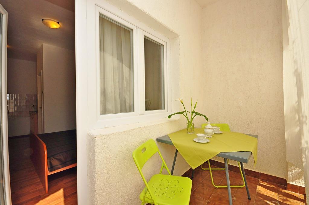 Apartments Toni Vodice Eksteriør bilde
